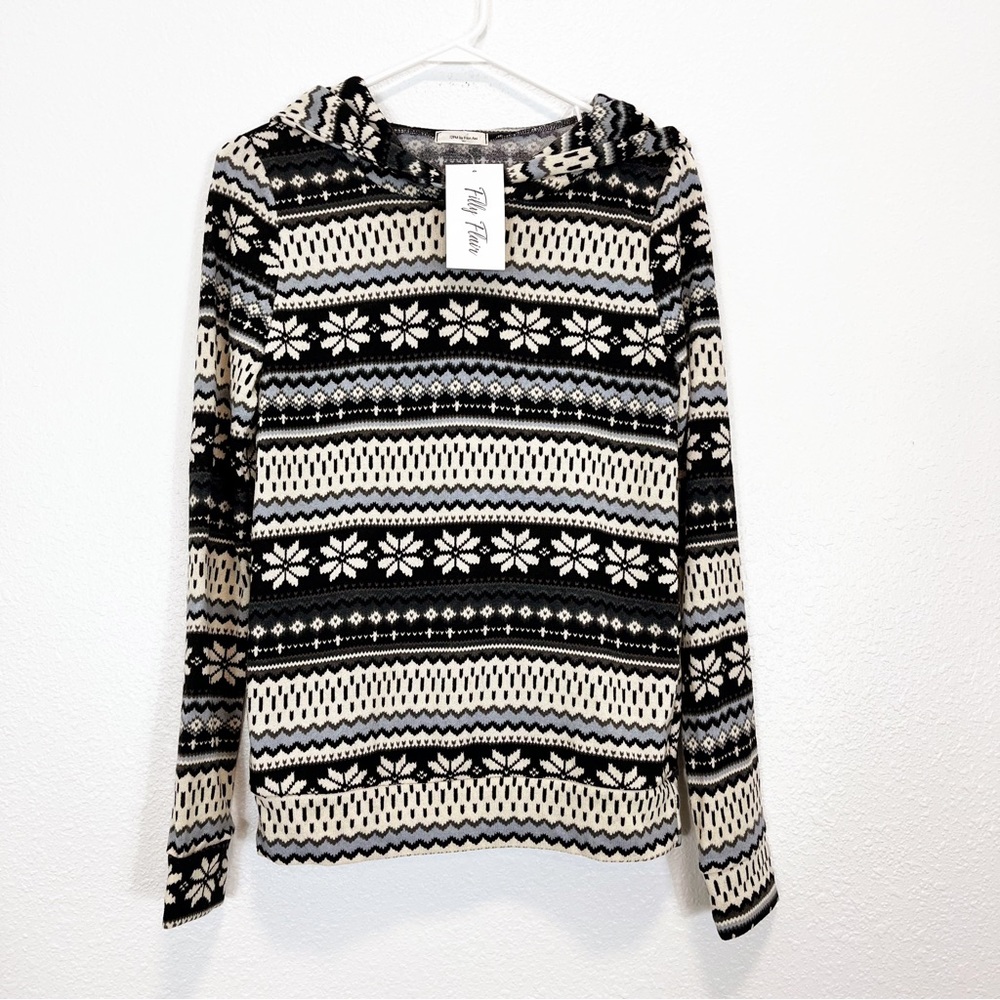 12PM by Mon Ami Snowflake Pattern Hooded Pullover Size M